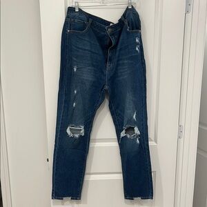NWOT White Birch Blue Relaxed Jeans